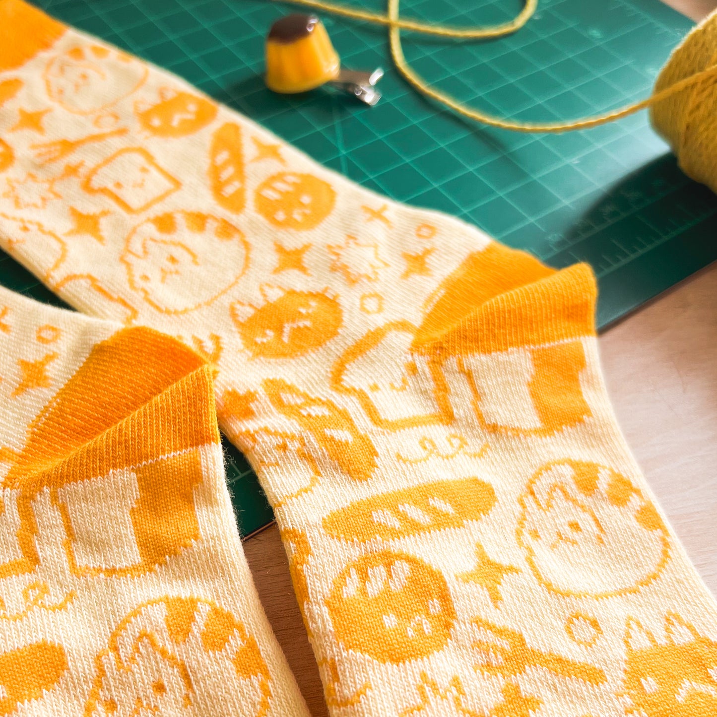 Many Loaves Cat and Bread Socks